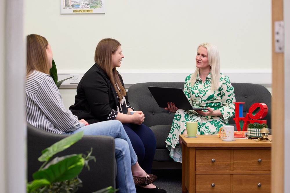 Change Accountants Operations Team: Three People Meeting